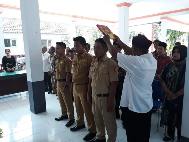 pelantikan perangkat2