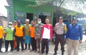 Relawan Joko Tingkir Beserta Muspika Mijen Giat Penyemprotan Desinfektan ke Desa-Desa
