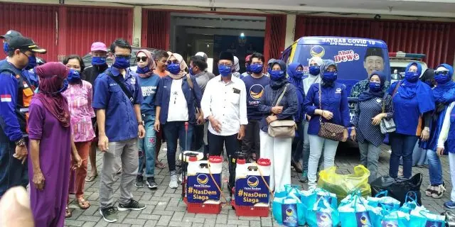 Antisipasi Penyebaran Covid19 Partai NasDem Jember Bagikan 10.000 Masker dan 350