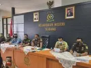 Dugaan Korupsi Ratusan Juta, Kejari Subang Jebloskan Sekda ke Rutan