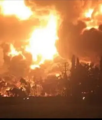 Kilang Minyak Pertamina Balongan Indramayu Meledak, Warga Dihimbau Untuk Tenang