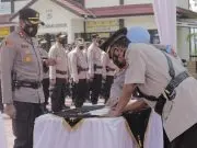 Kapolres Sumedang ,AKBP Eko Prasetyo Robbyanto,Pimpin Apel Sertijab Kapolsek Darmaraja