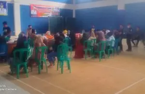 Antusias Warga Masyarakat Desa Padahurip-Banjarwangi Yang di Vaksinasi