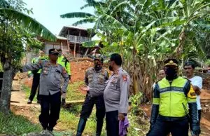 Kapolres Sumedang,AKBP Eko Prasetyo Robbyanto, Monitoring Kegiatan Evakuasi Korban Tenggelam.