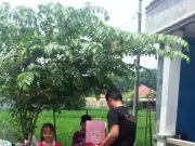 Peduli Anak Yatim, Wana Bisma Ketua Paguyuban Sundawani DPC kecamatan Cijambe, Bagikan Sembako