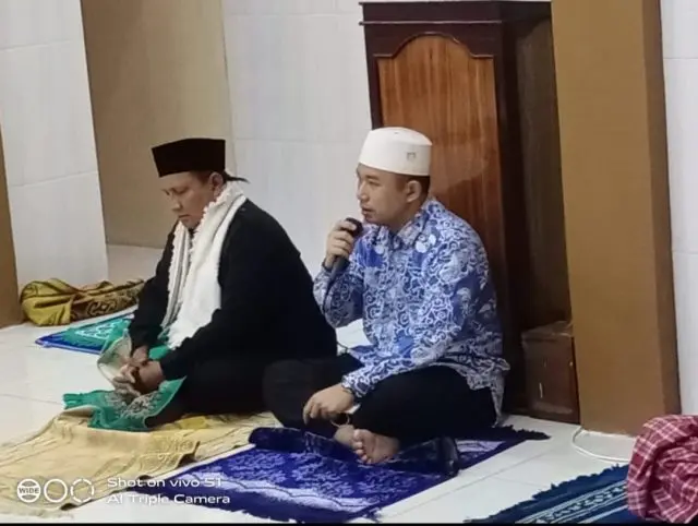 CM