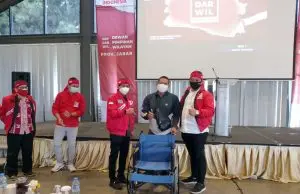 PSI DPW Jabar Berikan Bantuan Kursi Roda untuk Lansia dan Penyandang Disabilitas