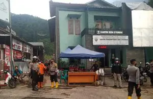 * Kapolres Sumedang Tinjau TKP Banjir Bandang Desa Citengah Sumedang