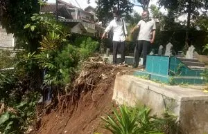 Makam (TPU),Cijambe Sumedang utara sering longsor,warga berharap, segera ada perbaikan dari pemerintah.