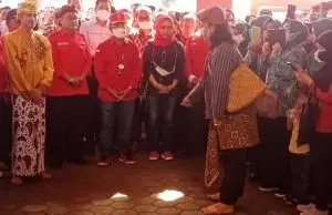 Bupati cianjur Kunjungi Desa Haurwangi, Desa Pertama Bupati Sosialisasikan Desa Manjur.