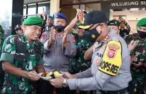 Puluhan Anggota TNI Gerebeg Polres Sumedang Pada 1 Juli 2022 *