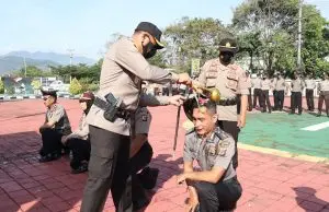 Sebanyak 68 Orang Anggota Polres Sumedang Naik Pangkat *