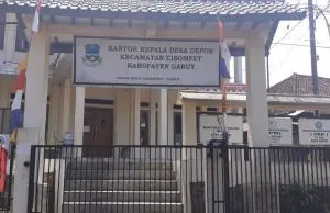 Selesai Sholat Jum’at Kantor Desa Depok kecamatan Cisompet Garut Tutup