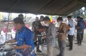 Jum’at Berkah Bagi Masyarakat, Saat Peresmian Masjid Raya Al-Jabbar Gedebage, Digelar Kodam III/Slw*