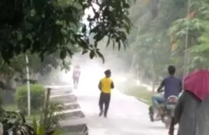 Pembangunan Rigit Beton Jalan Insfeksi Desa Puloerang Baru Itungan Hari Udah Tekelupas, Diduga Ulah Penyedia Jasa Yang Nakal