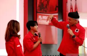 Ganjar Pranowo: Kader PDIP Penting Dekati Milenial Lewat Medsos