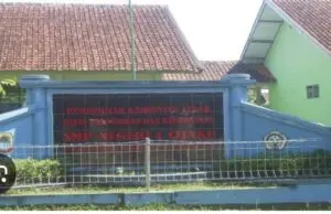 Kepala Sekolah SMPN 1 Cijaku. Diduga Korupsi Dana Bos
