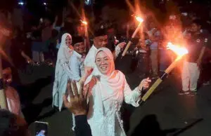Sambut Tahun Baru Islam, Bupati Purwakarta Turut Serta dalam Pawai Obor