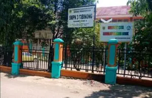 Sekolah SMPN 3 Cibinong, Diduga Lakukan Pungli PPDB