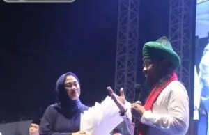 Ribuan Masyarakat Berkumpul Ikuti Tabligh Akbar Karawang Mengaji