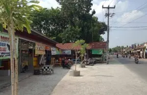 Warga Perum Taman Griya Permai Pertanyakan Proses Pengeluaran IMB Pembangunan Kios Di RTH