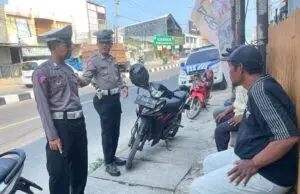 Satlantas Polres Karawang Ajak Masyarakat Tingkatkan Kamseltibcarlantas