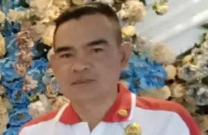 GEGARA,PENGGUNAAN AKUN FACEBOOK OKNUM GURU MI DI CIAMIS HINA WARTAWAN