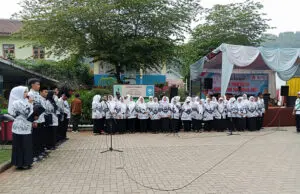 Pengurus PGRI Kecamatan Pasirjambu Gerak Jalan Ceria, Peringati HUT PGRI ke-78 dan HGN Tahun 2023