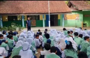 Setiap Hari Senin Sampai Jumat SMP Negeri 4 Kotabaru Karawang Gelar Program Pembiasaan