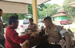 Polisi Berikan Pelayanan Kesehatan dan Vaksinasi Gratis di Klinik Bhayangkara Subang*