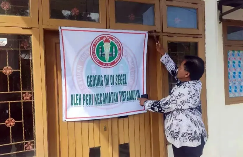 gedung