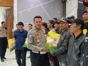 Kasat Lantas Polrestabes Bandung Salurkan Bantuan Pangan, Perkuat Kepedulian Sosial Dan Ketahanan Pangan