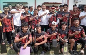 Wabup H. Maslani Resmi Buka Karawang Dragon Boat Festival 2026 di Situ Cipule.